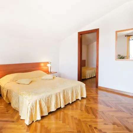 Sveta Eufemija - Couette-café Rovinj