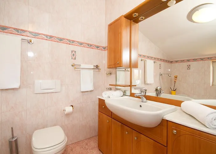 Sveta Eufemija - Nocleg ze śniadaniem 4*