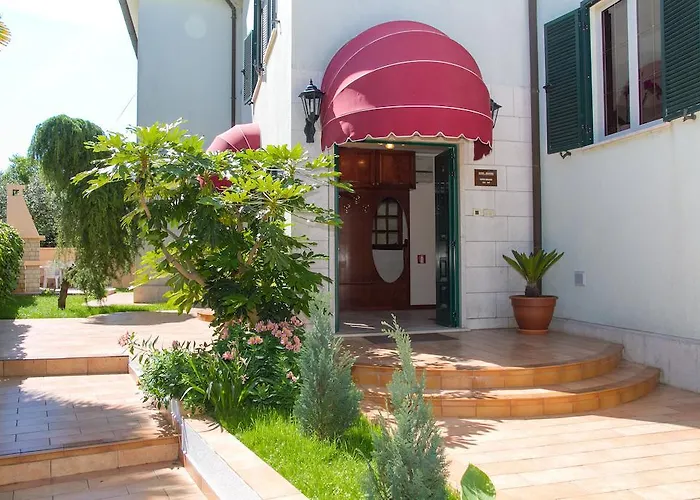 Couette-café Sveta Eufemija - 4*