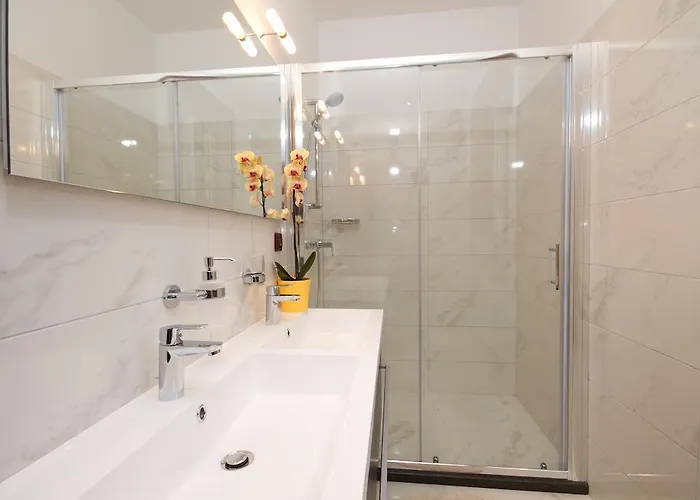 Sveta Eufemija - krevet i doručak 4*